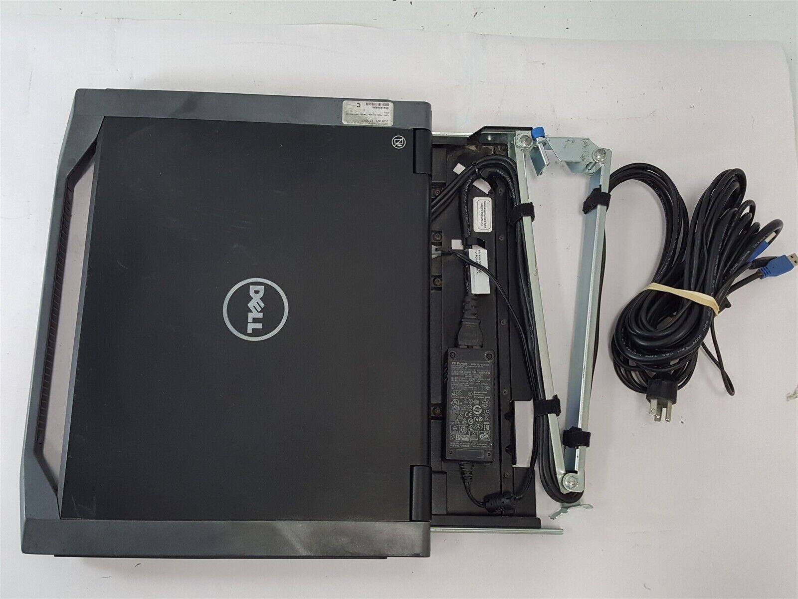Dell 18.5" FPM185 KMM Rackmount LED Console Display Keyboard & Mouse w