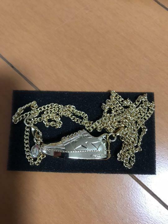 A BATHING APE Gold BAPE STA Necklace Only for Gold Card A BATHING APE Gold BAPE STA Necklace Only for Gold Card
