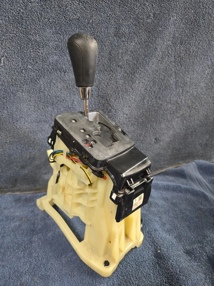 Mazda3 Mazda 3 2010 conjunto de cambio de piso automático 10/13 Foto 2 de 4