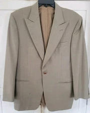 Canali Micro Dot Beige 100% Wool Suit. Size 38 Regular