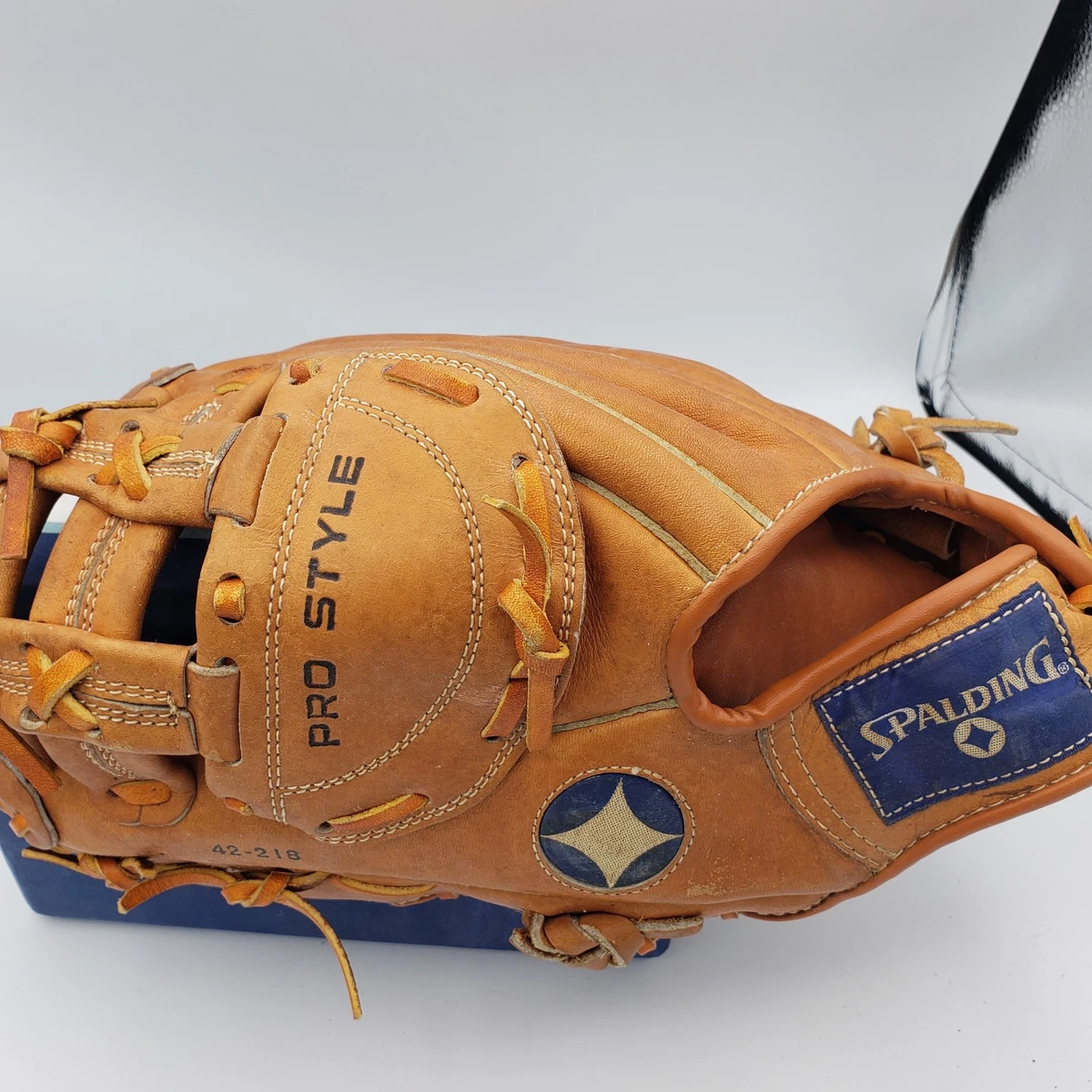 Spalding Men 12.5 Size Baseball Softball Gloves & Mitts for sale