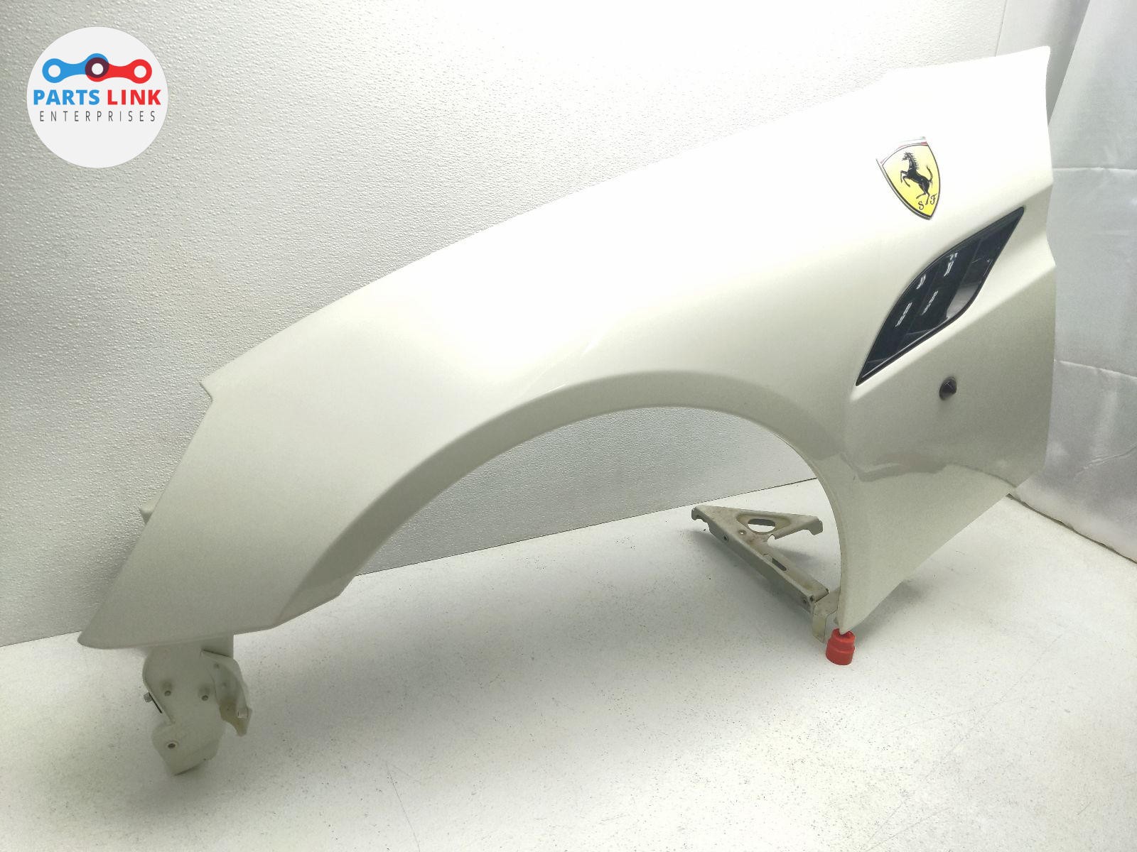 2008-14 FERRARI CALIFORNIA FRONT LEFT FENDER WING COVER TRIM APPLIQUE WHITE F149