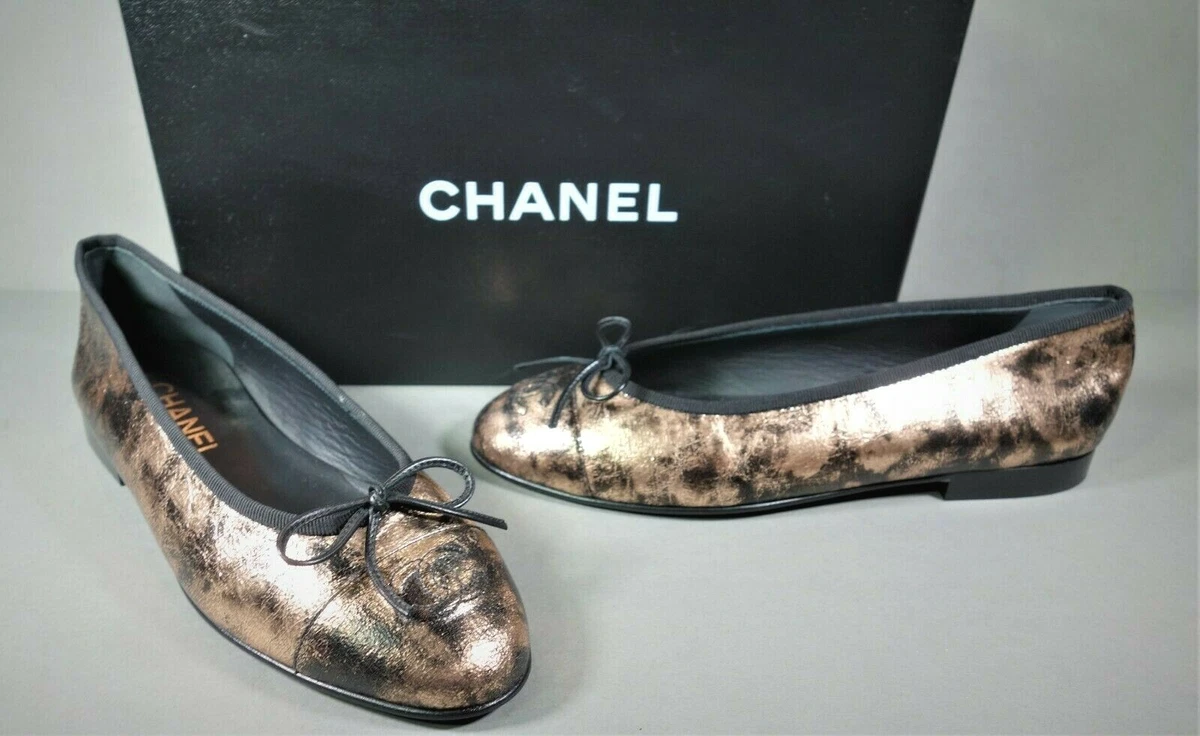 Chanel Flats and flat shoes for Women, Online Sale up to 33% off