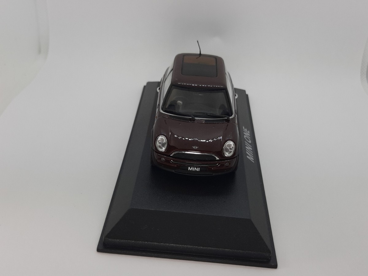 Minichamps Mini Cooper Mini One 1/43 Diw-Cast Model Loose Damaged