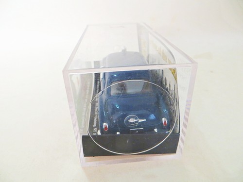 SOLIDO '1950 CHEVROLET NYPD POLICE CAR' 'A VIEW OF THE WORLD' BOXED. RARE. - Picture 9 of 9