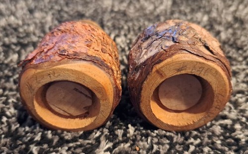 Vintage Wood Bark Salt & Pepper Shakers - 1950s Hand Painted Carved Tree Branch - Picture 6 of 6