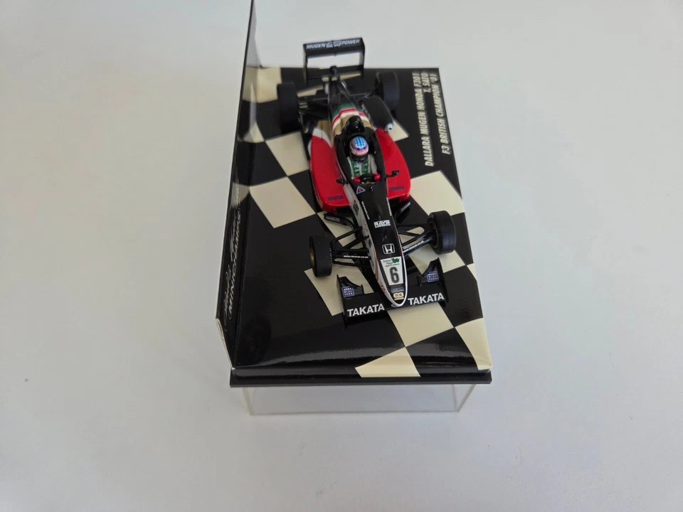 Minichamps 1/43 Dallara Mugen Honda F301 T. Sato - British F3 Champion 2001 - Immagine 2 di 4