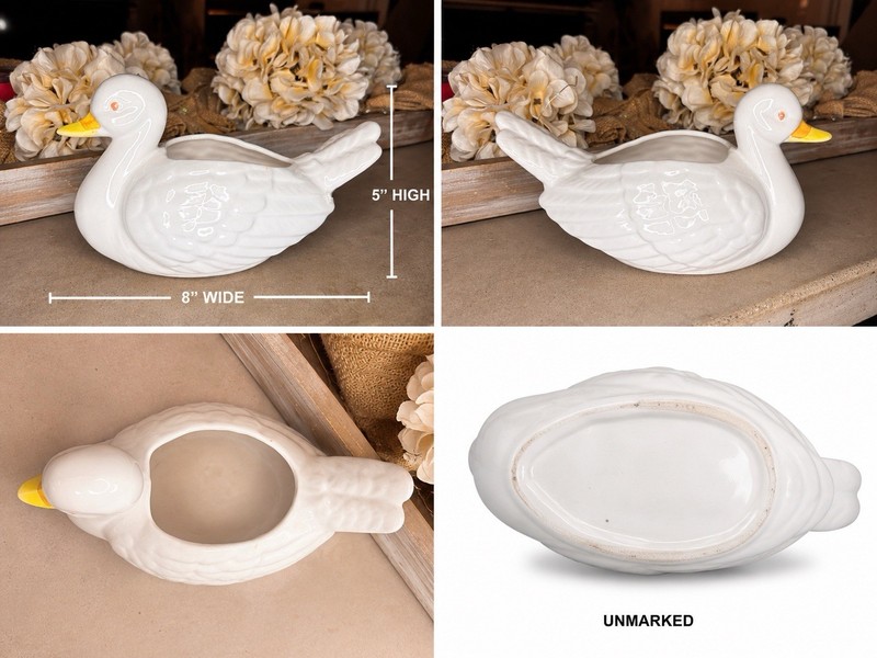Vintage White Ceramic Duck Planter Cachepot Vase Glossy Cottage Farmhouse Decor