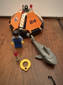 LEGO City: Coast Guard Helicopter & Life Raft (7738)Complete W/Instructions &box