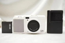 [N Mint] RICOH GR DIGITAL IV Compact Digital Camera White w/Battery Charger