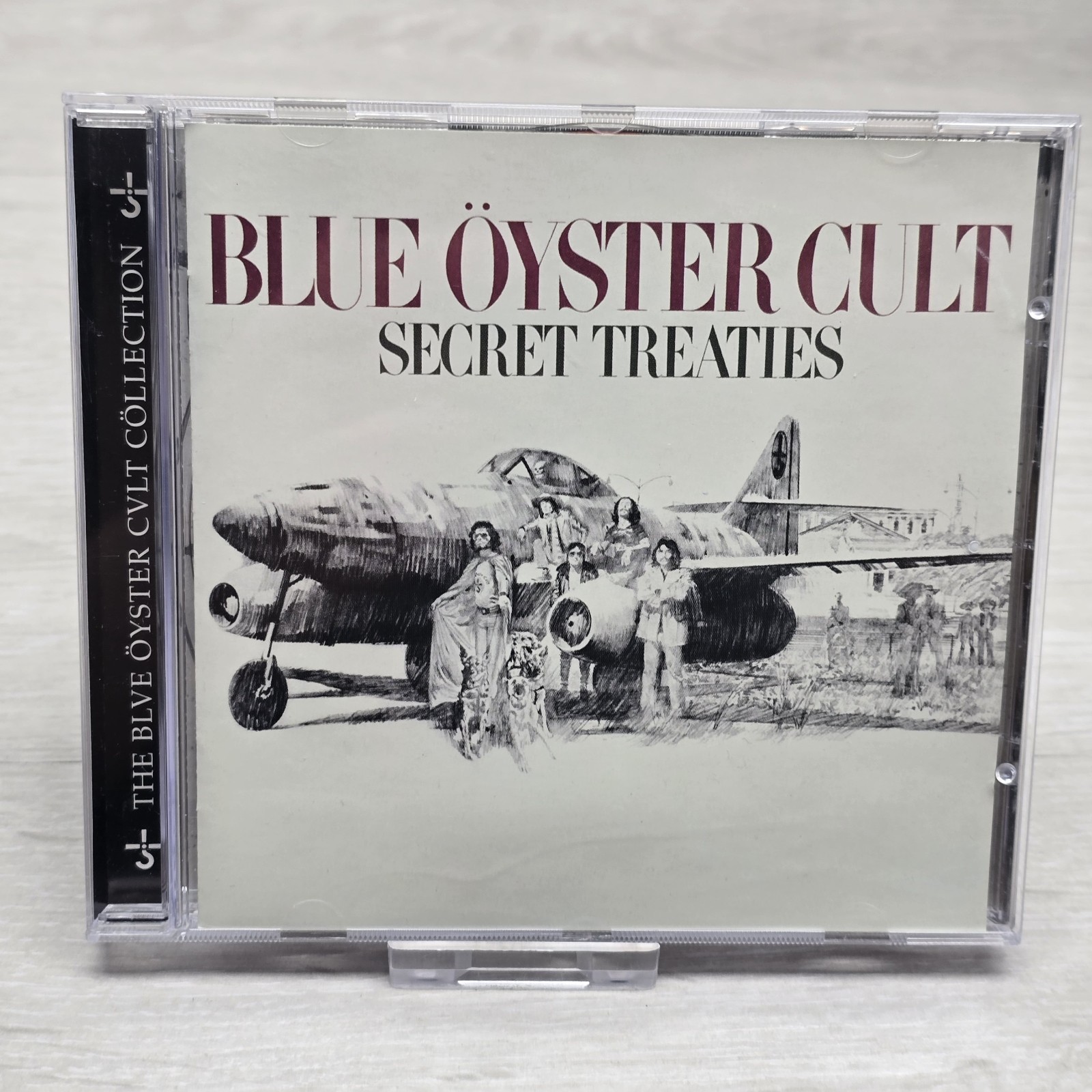 Blue Oyster Cult - Secret Treaties CD 2001 Expanded 5 Bonus Tracks Sony Music VG