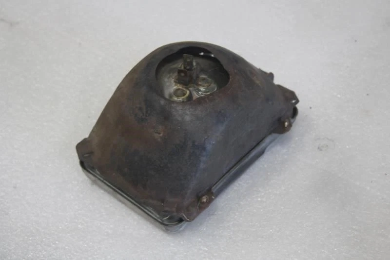 1983 FORD MUSTANG RIGHT PASSENGER SIDE HEADLIGHT HEADLAMP - Image 2 of 4