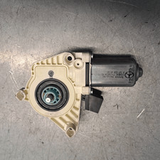 A1698204542 Heckscheibenmotor. Links MERCEDES-BENZ Classe B (T245) 200 Turbo Mnv