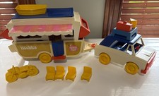Vintage 1972 Hasbro Weebles Romper Room Pop Up Camper Set AWESOME Display Piece
