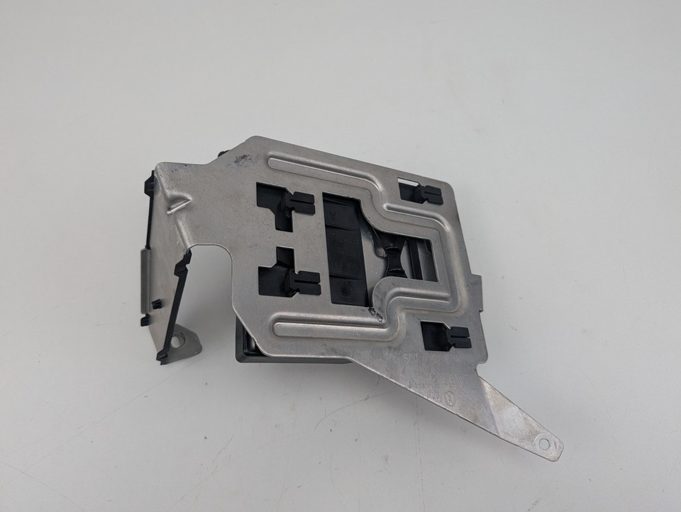 Mkvi Model 2011-14 Porsche Cayenne Front Body Computer Control Module Unit ...