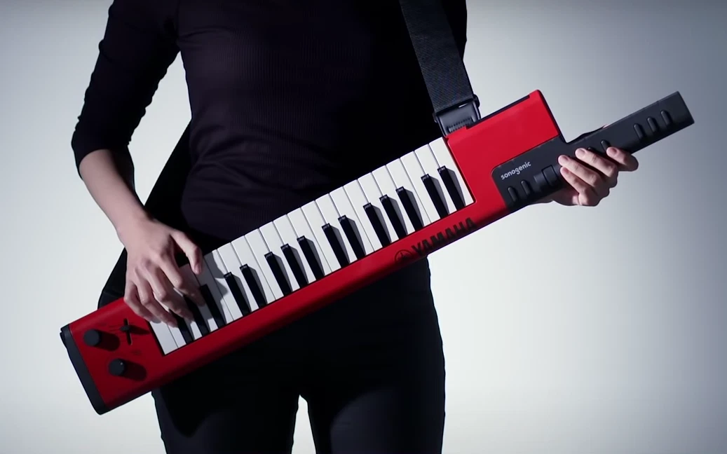 YAMAHA Sonogenic SHS-500 Red 37-Key Shoulder Keytar SHS-500RD New