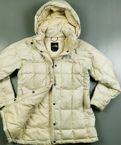 600 DOWN HOODED PUFFER MID-LENGTH CREAM 