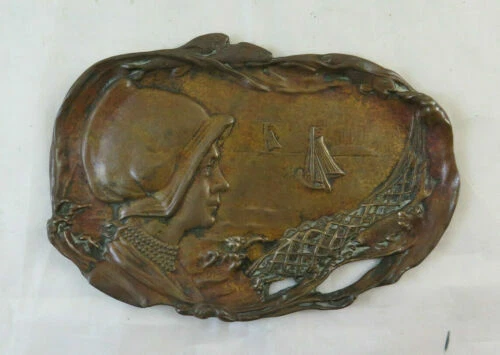 Women Art Sculptures