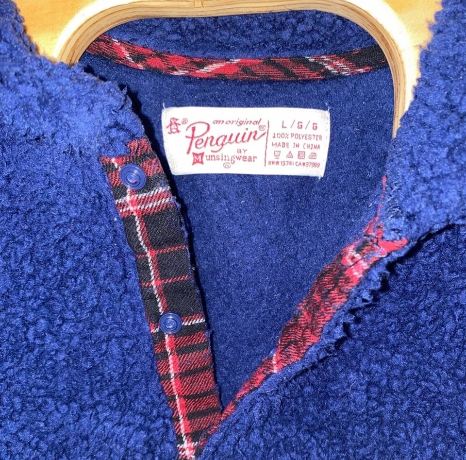 Suéter azul Penguin para mujer talla grande Foto 4 de 4