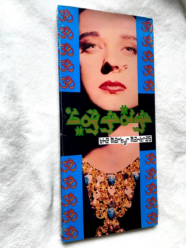 BOY GEORGE CD SEALED CULTURE CLUB MARTYR MANTRAS RARE OOP DELETED LONGBOX 1991 Foto 3 de 4
