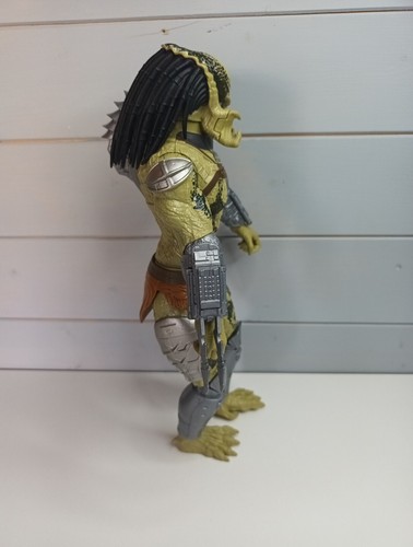 FIGURA DE ACCIÓN POSABLE PREDATOR 12" - LANARD - Imagen 7 de 10