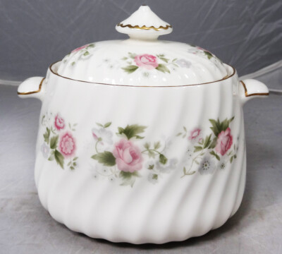 SPRING BOUQUET by Minton Covered Sugar Bowl 4.25'' tall NEW NEVER USED England