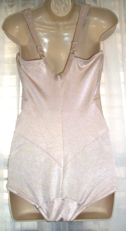 FLEXEES 38DD BODY BEIGE ELÁSTICO MOLDEADOR ADELGAZANTE ~ U / W SUJETADOR ~ ENTREPIERNA DE OJO DE GANCHO Foto 4 de 4