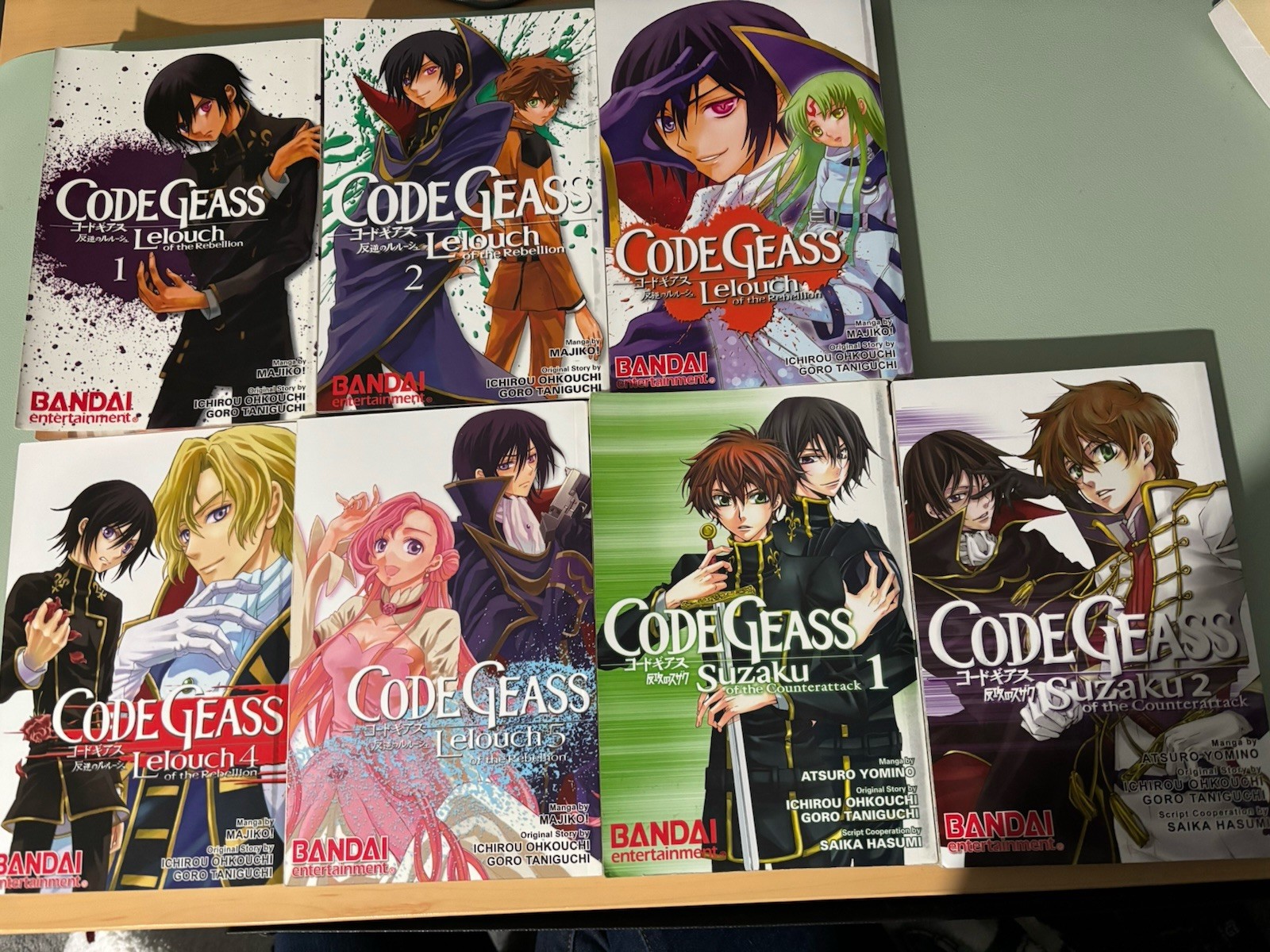 Manga inglés Code Geass Lelouch at the Rebellion 1-5 y Suzukiku 1-2