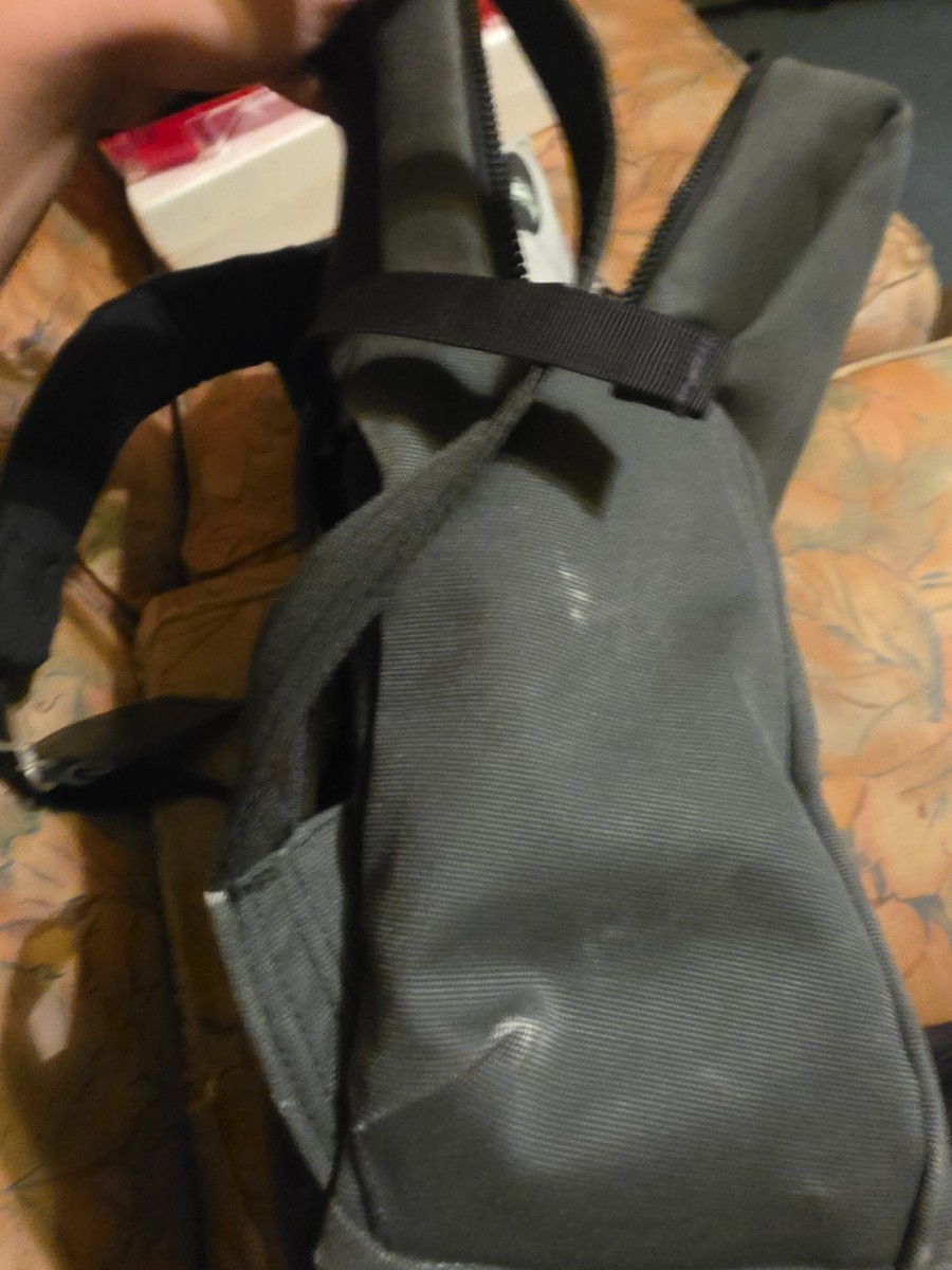 Pacsafe Intasafe Backpack Anti-Theft 20L Laptop Backpack (Black) View 5