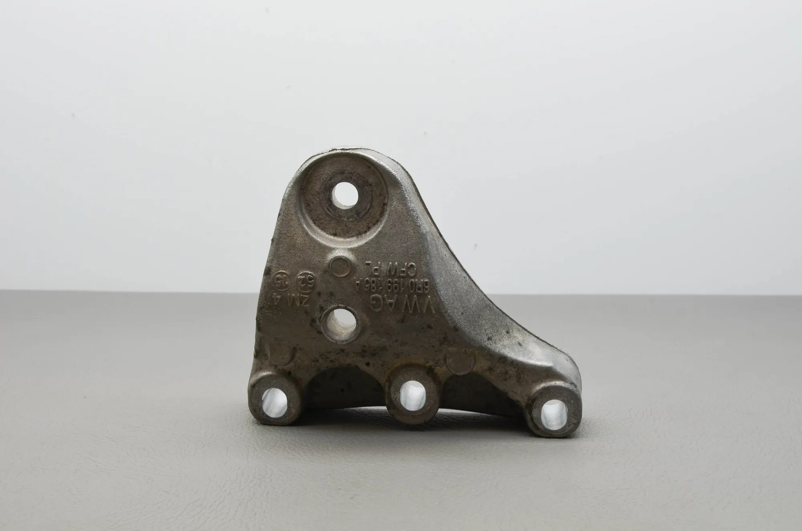 SEAT IBIZA IV ST 6J Engine Mount Left OEM 6R0199185A 1.2 Petrol 81kw 11539257