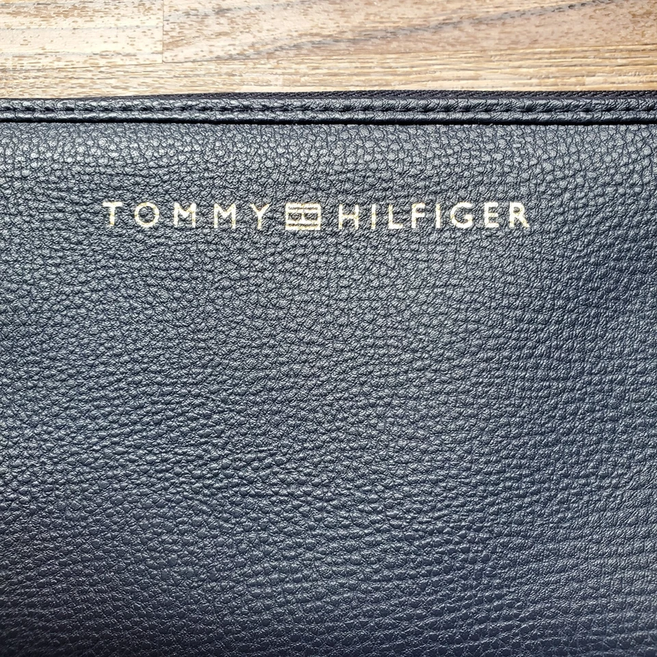TOMMY HILFIGER Blue Zip Wallet - Image 3 of 4