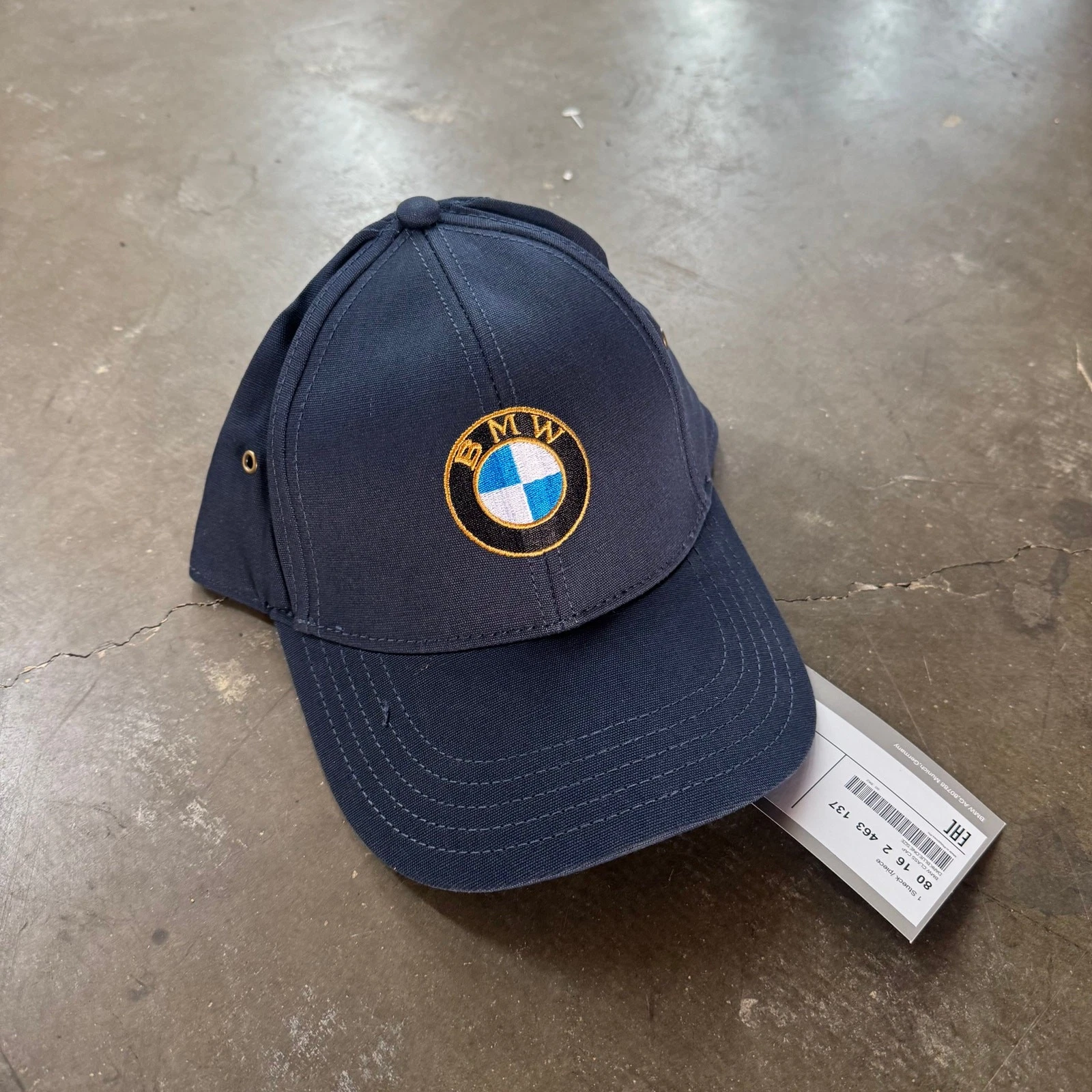 BMW Classic Baseball Cap Golden Logo Adjustable Leather Strap 80162463137
Opens in a new window or t
