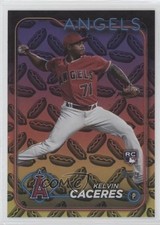 2024 Topps Series 2 Hot Dogs Kelvin Caceres #680 e9p