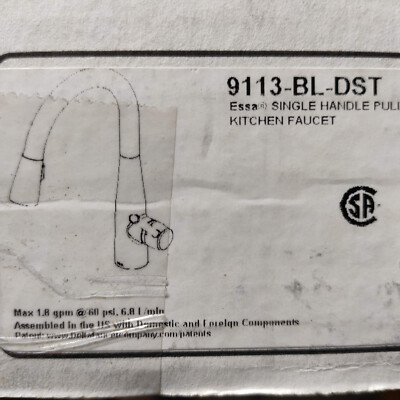 Delta 9113-BL-DST Essa Magnetic Dock PullDown Spray Kitchen Faucet Matte Black