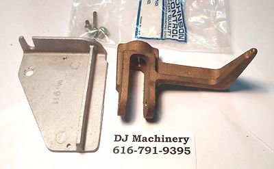 Johnson Controls D9502-3 Pilot positioner old style D Motor Bracket mount kit