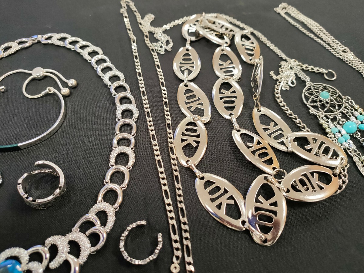 Lot De Bijoux Anciens Fantaisie - Argenté / Argent / Acier - Vintage Rare R149