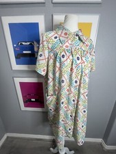 Vintage 60s Groovy Floral Polyester House Coat Size Large Multicolor
