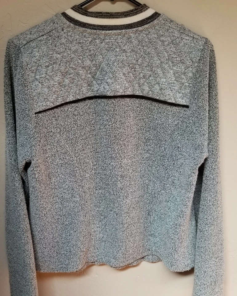 Camiseta Anthropologie Dolan Feminina Grande Cinza Frente Aberta Cardigã Suéter Casual - Imagem 2 de 4
