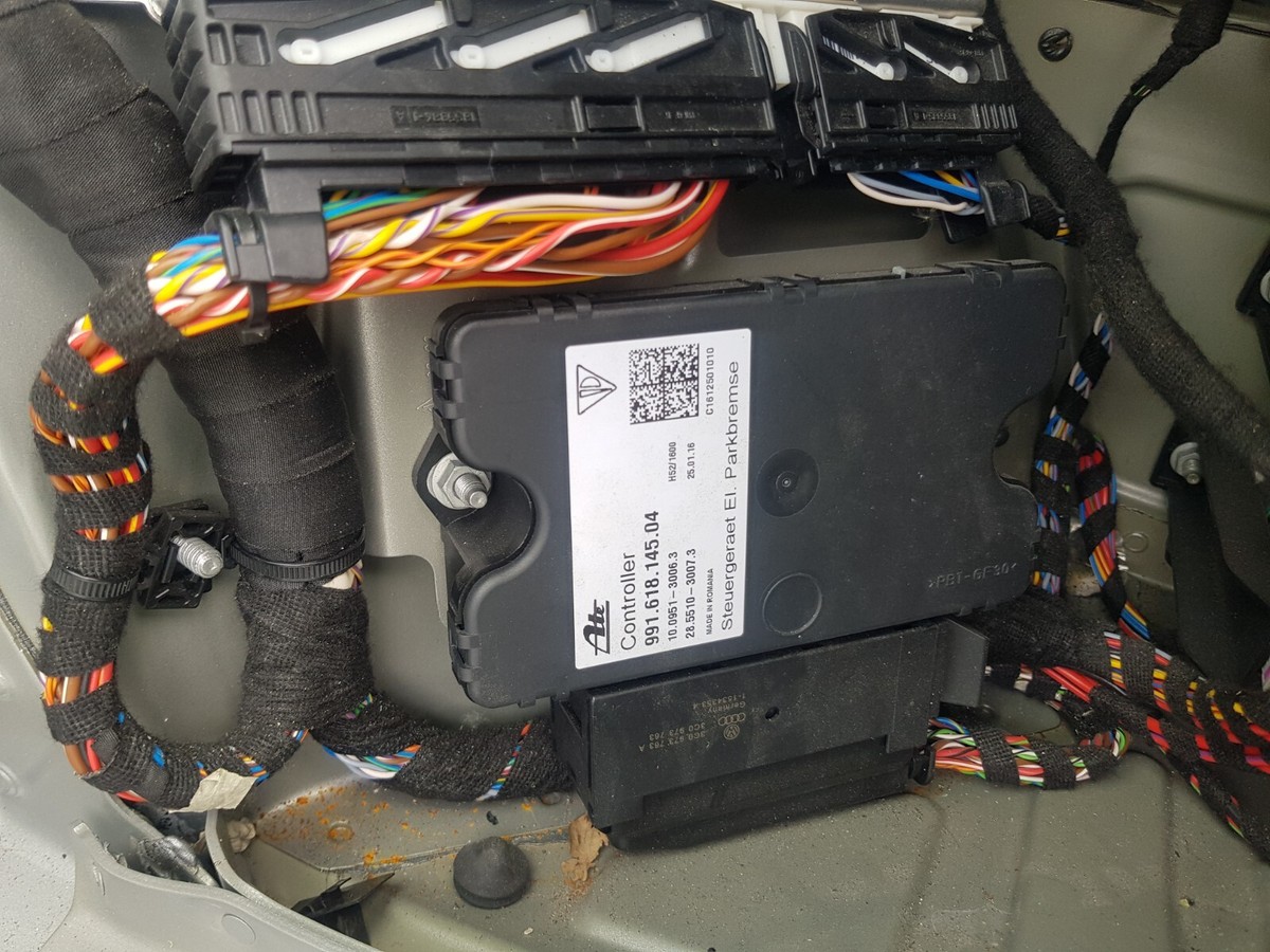 PORSCHE 981 CAYMAN GT4 2012 -2016 PARKING BRAKE CONTROL MODULE  