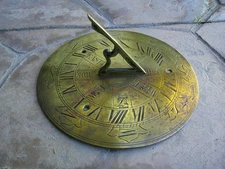 Georgian Victorian Bronze Brass English Garden Compass Roman Time Piece Sundial