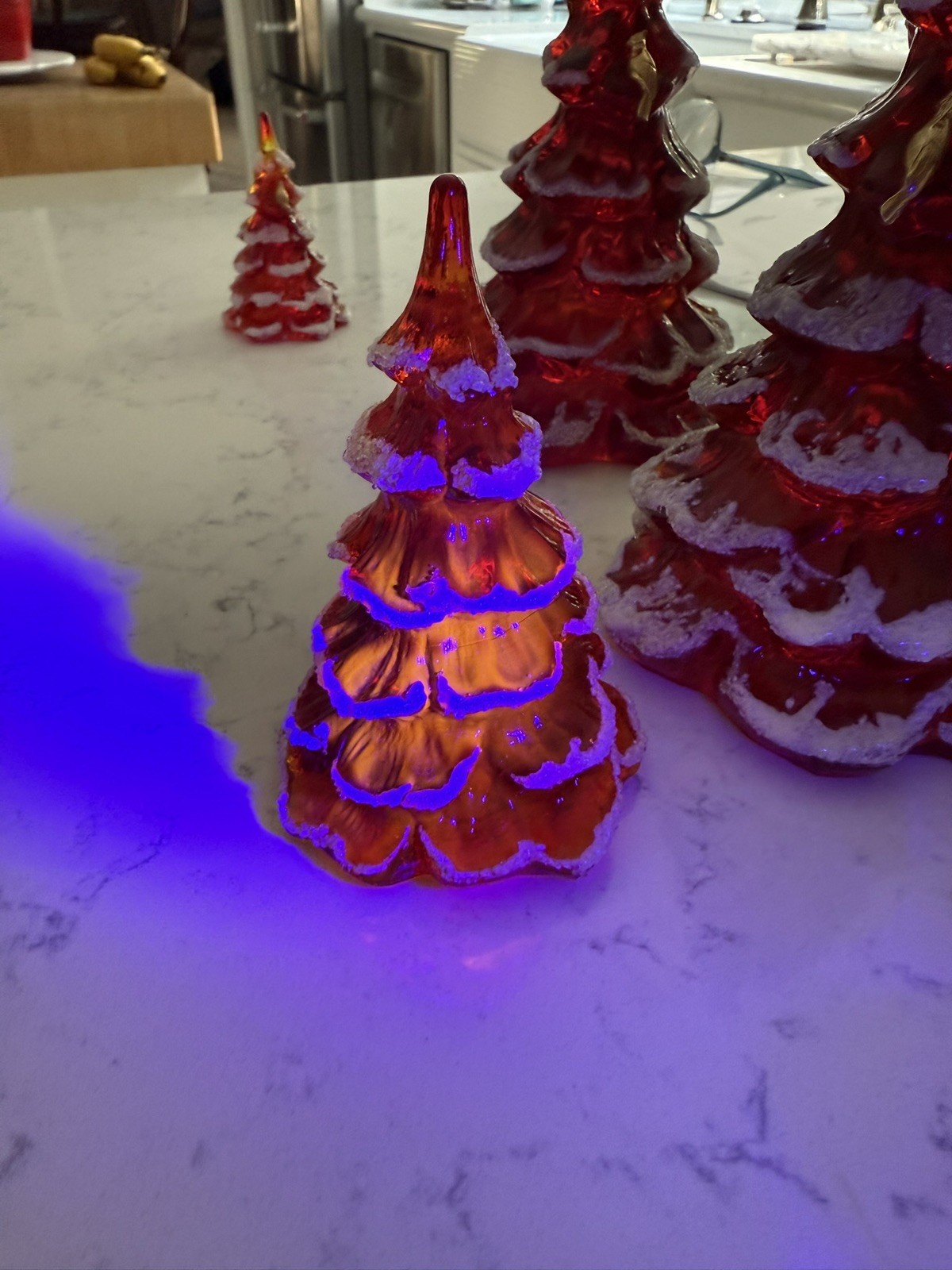 Exquisite Vintage Fenton Red Glass Christmas Tree Set Of 4