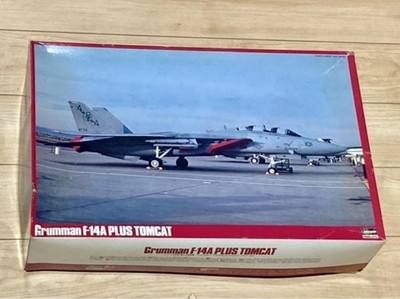 Hasegawa Grumman F14A Plus Tomcat 148 Scale US Navy Carrier Fighter