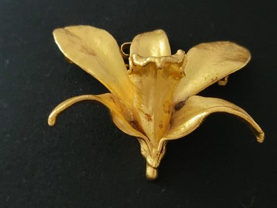 Vintage Beautiful  Risis Gold Plated Orchid  Pin/pendant