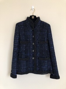 black chanel tweed jacket