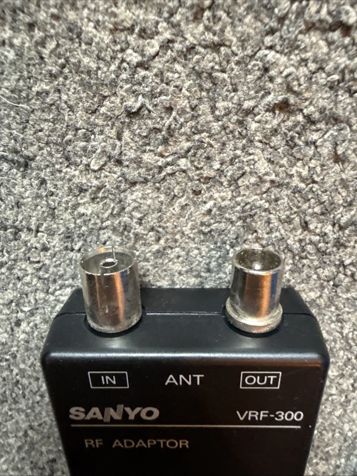 Sanyo RF Adaptor VRF-300 Genuine Made In Japan Video Camera Camcorder Accessory - Image 4 of 4