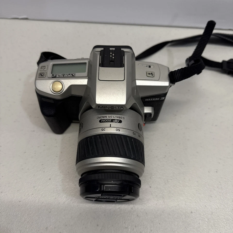 Minolta Maxxum 3, w/35-80mm Great Condition Tested Working AF 70-210 AF Lens - Image 3 of 4