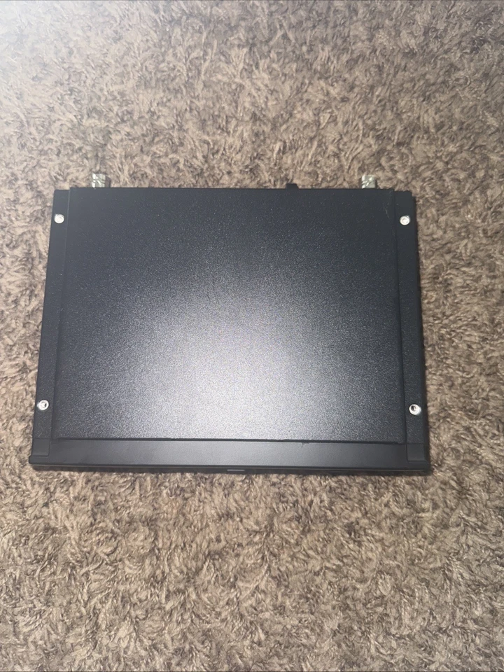 Shure SLX4 H5 518-542MHz Wireless Microphone Diversity Receiver w/o Power Supply - Image 2 of 4