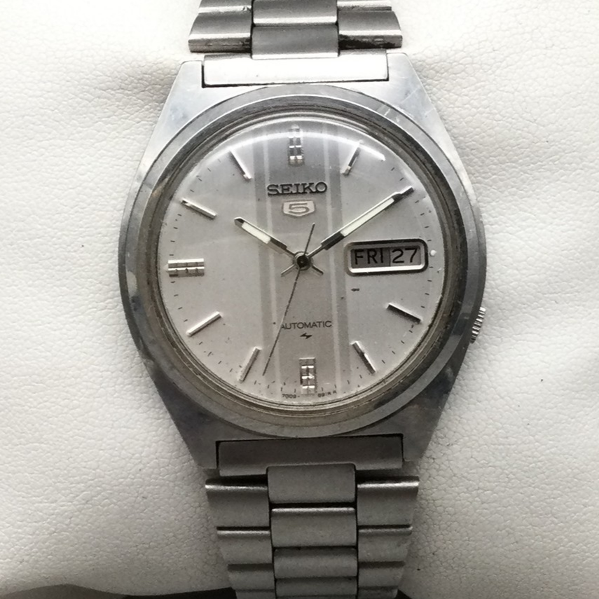 Vintage Seiko 5 Automatic Watch Japan Mens 38mm Silver Day Date