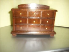 Concord Miniatures 1:1 scale dollhouse furniture