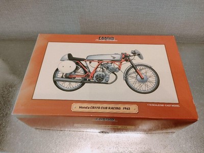 価格変更 1/10 エブロ ホンダCR110 CUB Racing絶版 未展示品